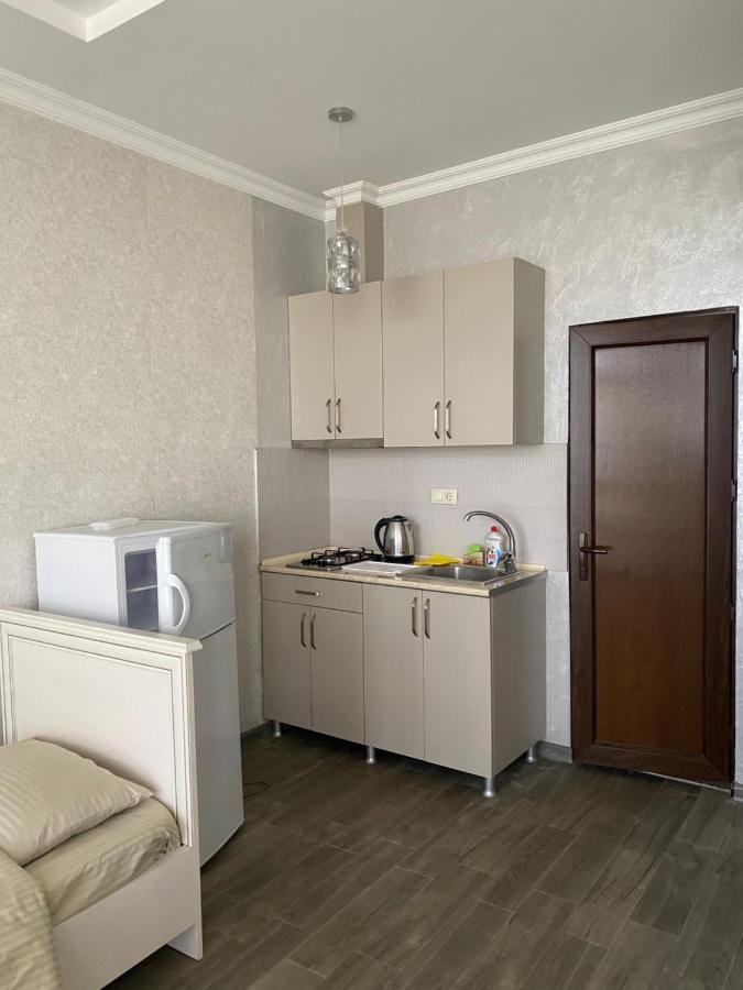 House On Moryakov 55 Aparthotel Chakvi Exterior photo