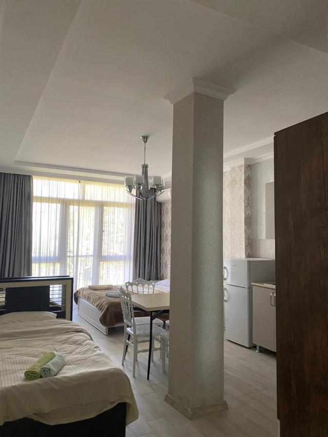 House On Moryakov 55 Aparthotel Chakvi Exterior photo